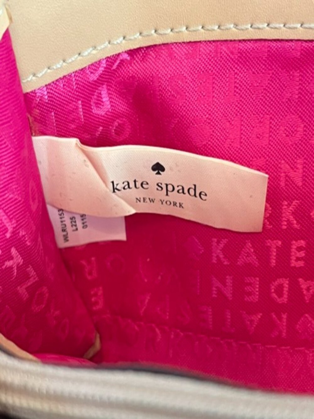 KATE SPADE | Neda Wellesley Black Pebbled Leather Zip Around Clutch Wallet-EUC - Picture 9 of 13